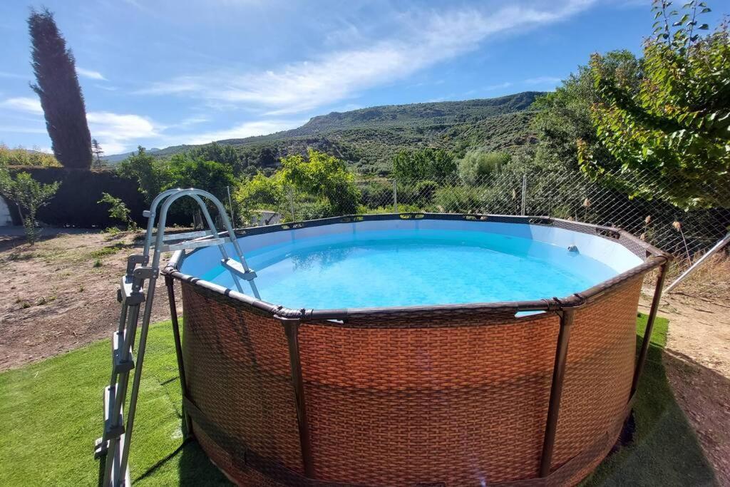 La Huerta Del Castillo Con Su Caz De Agua - Enjoy Life & Relax Castillo de Locubín Esterno foto